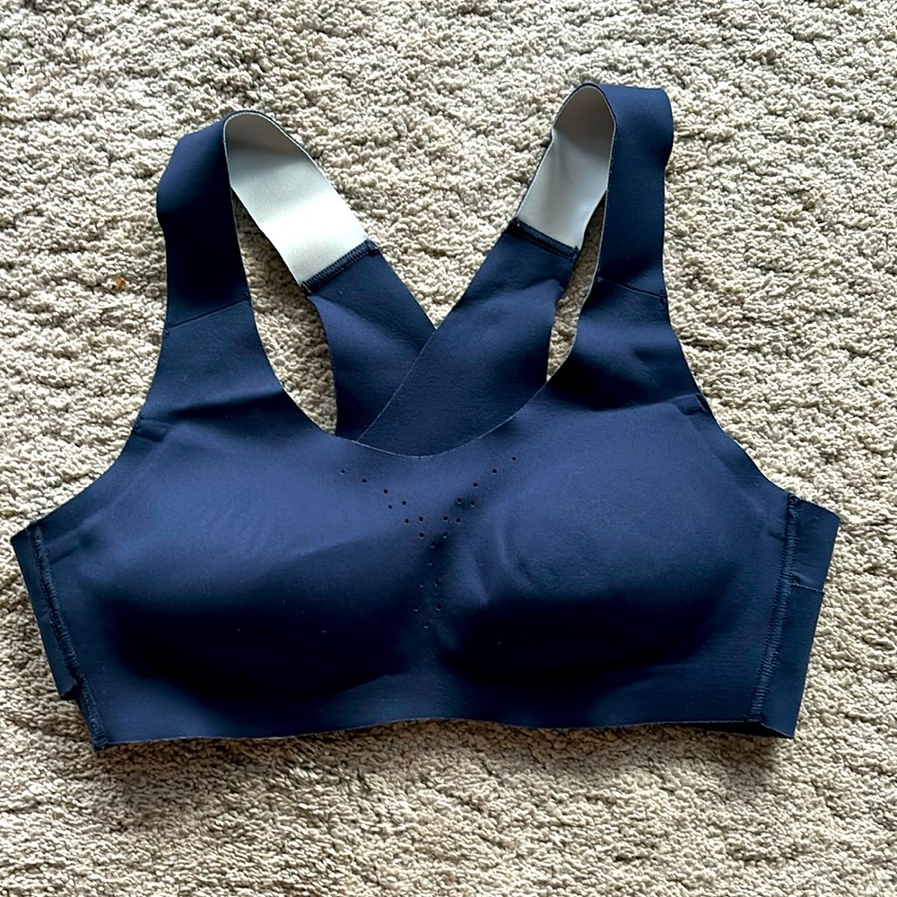 Brooks Dare crossback - navy 30 A/B